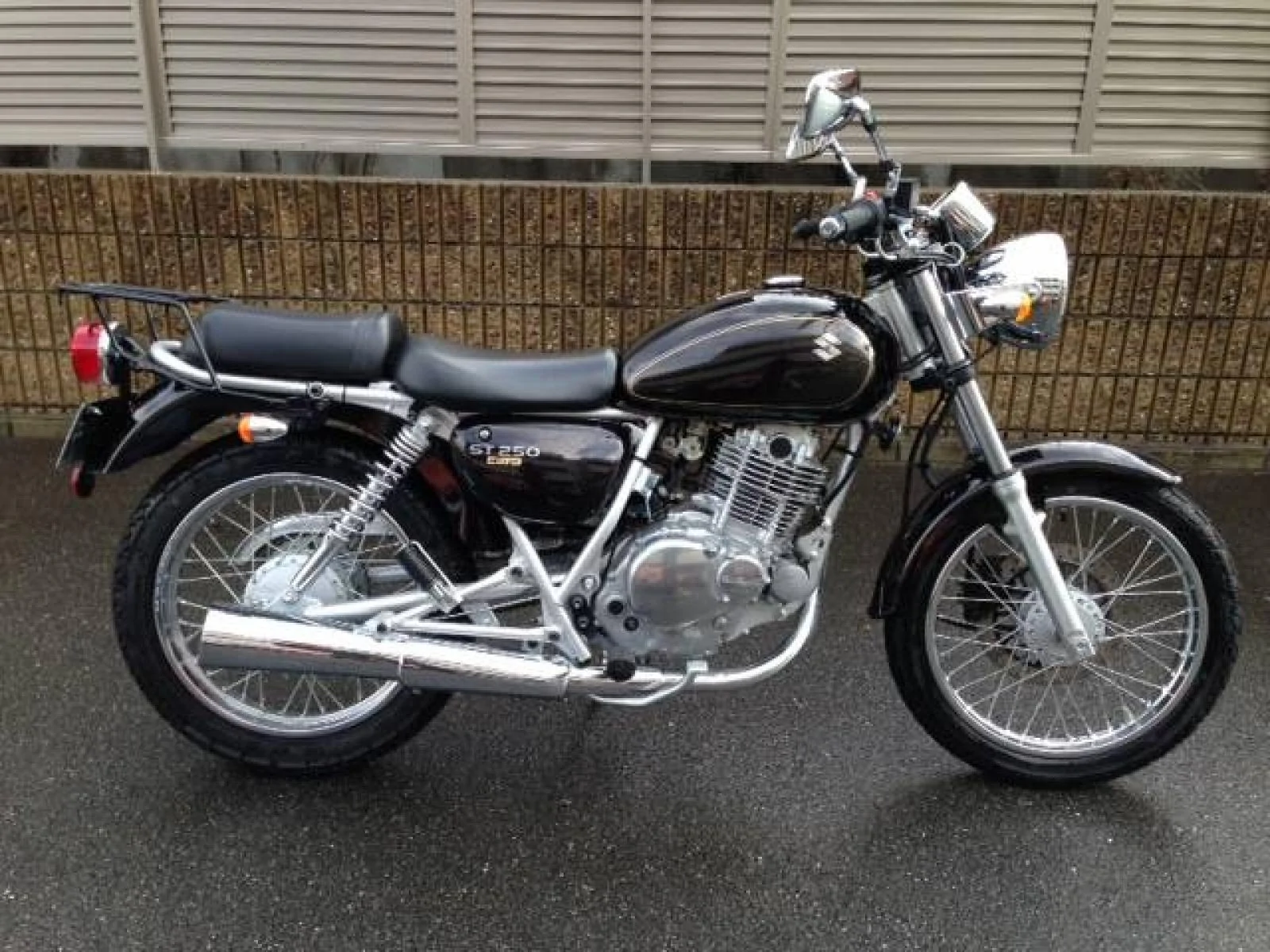 Suzuki ST250 E Type