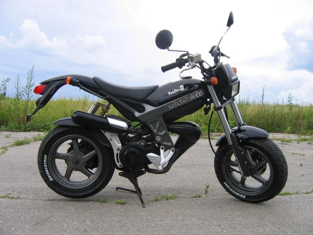 Suzuki Street Magic II