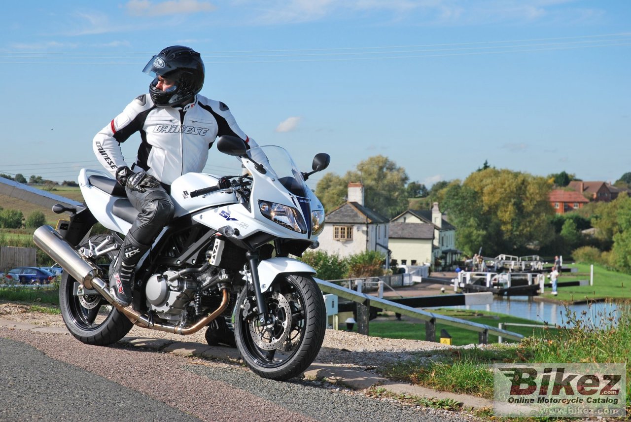 Thumbnail for Suzuki SV650S 2014
