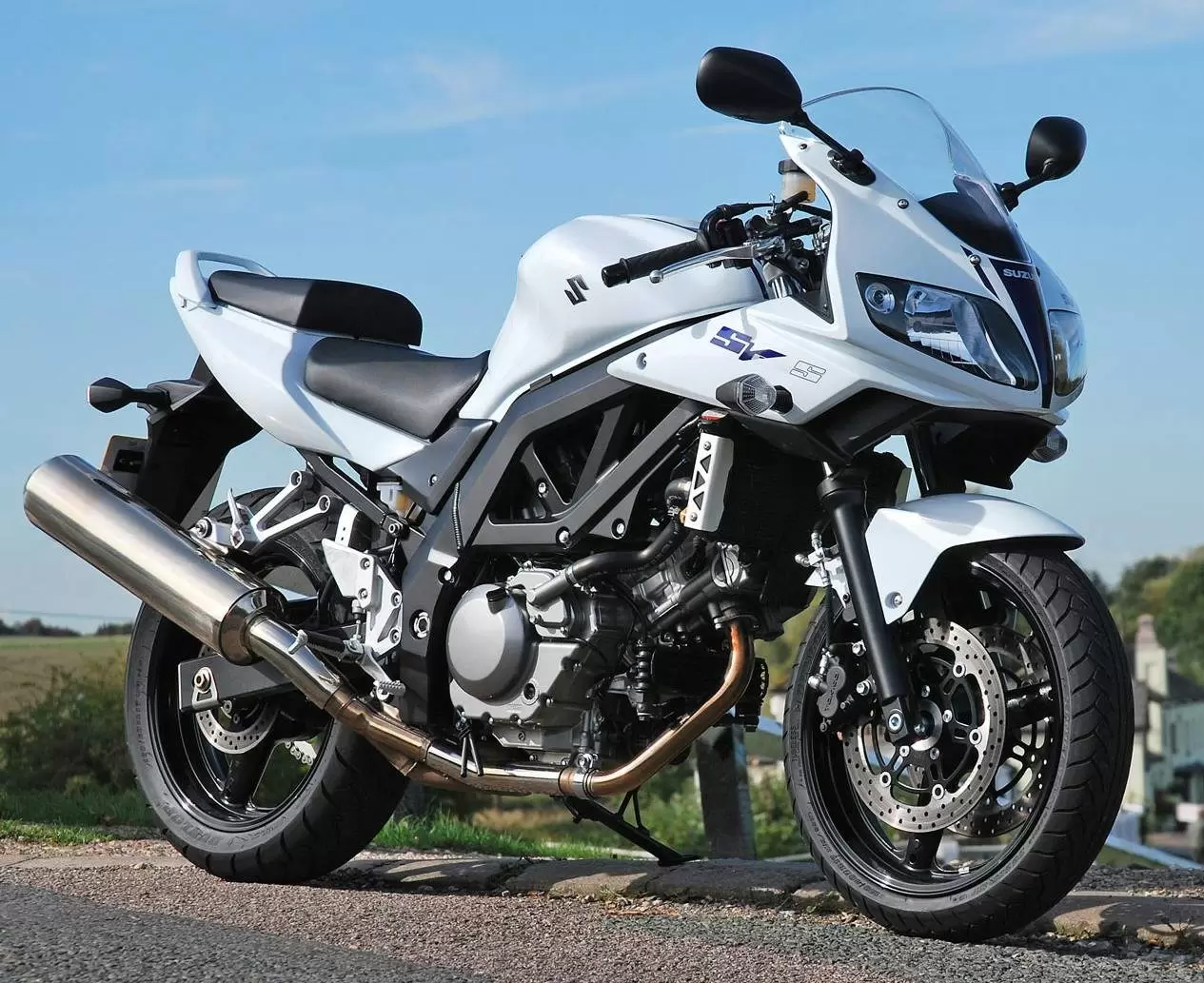 Thumbnail for Suzuki SV650SF 2011