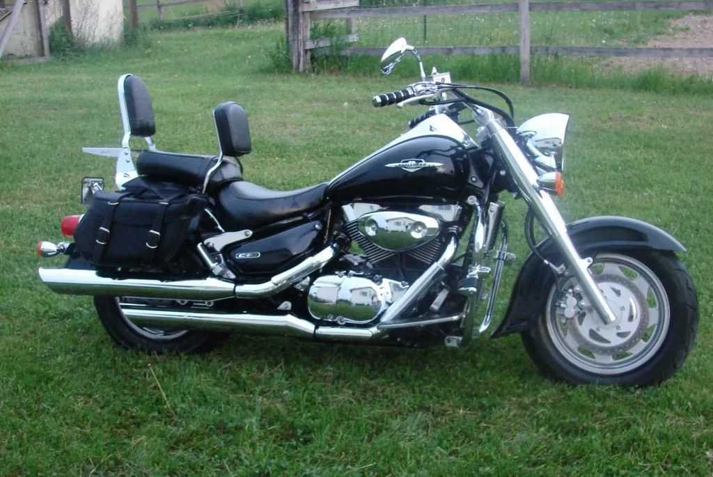 Suzuki VL 125 LC Intruder