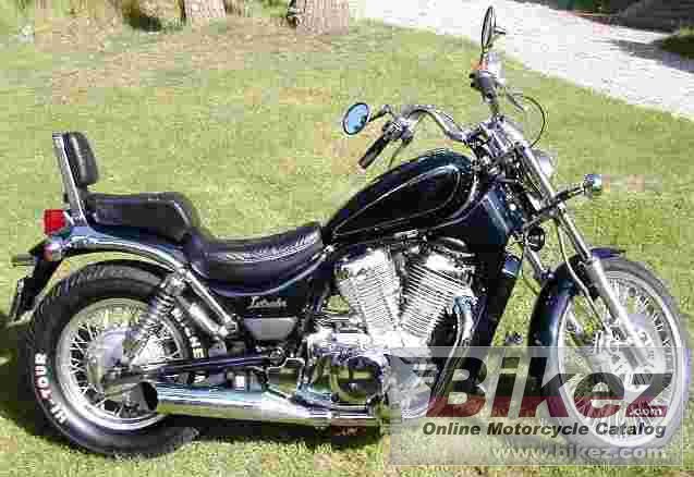 Suzuki VS 750 Intruder
