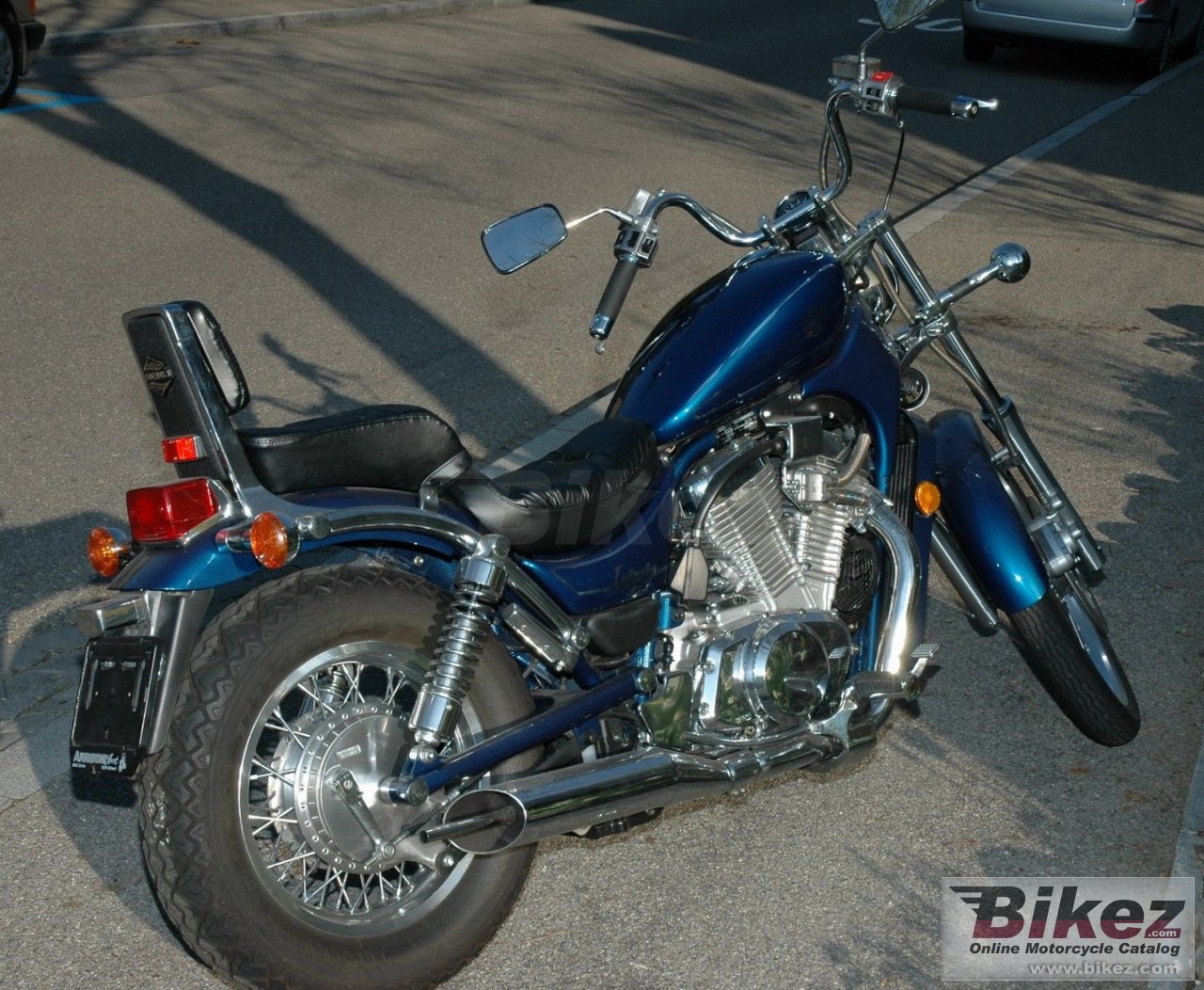 Suzuki VS 800 Intruder