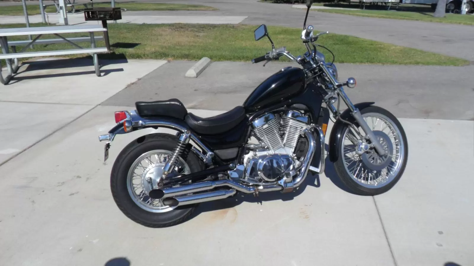 Suzuki VS 800 Intruder