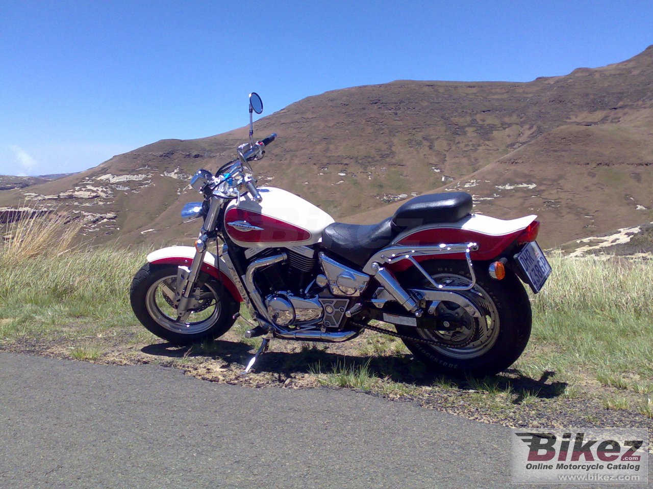 Thumbnail for Suzuki VZ 800 Marauder 1998