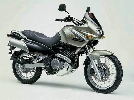 Suzuki XF 650 Freewind