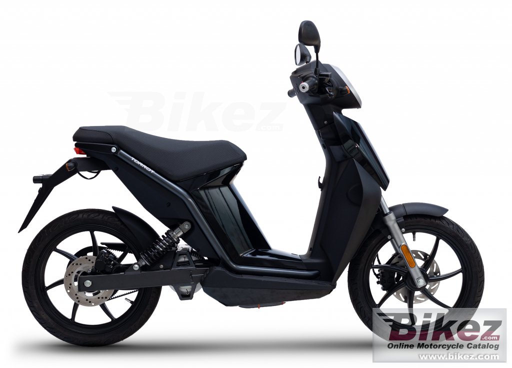 Thumbnail for Torrot Muvi 2023