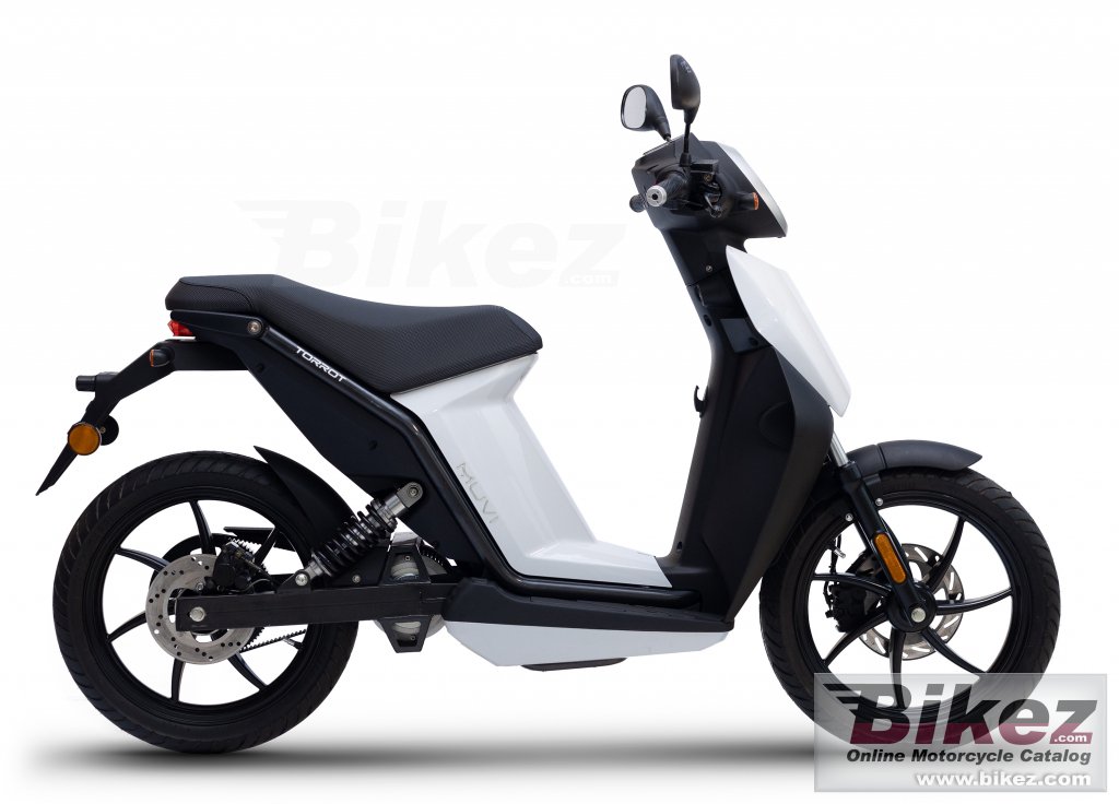 Thumbnail for Torrot Muvi 2023