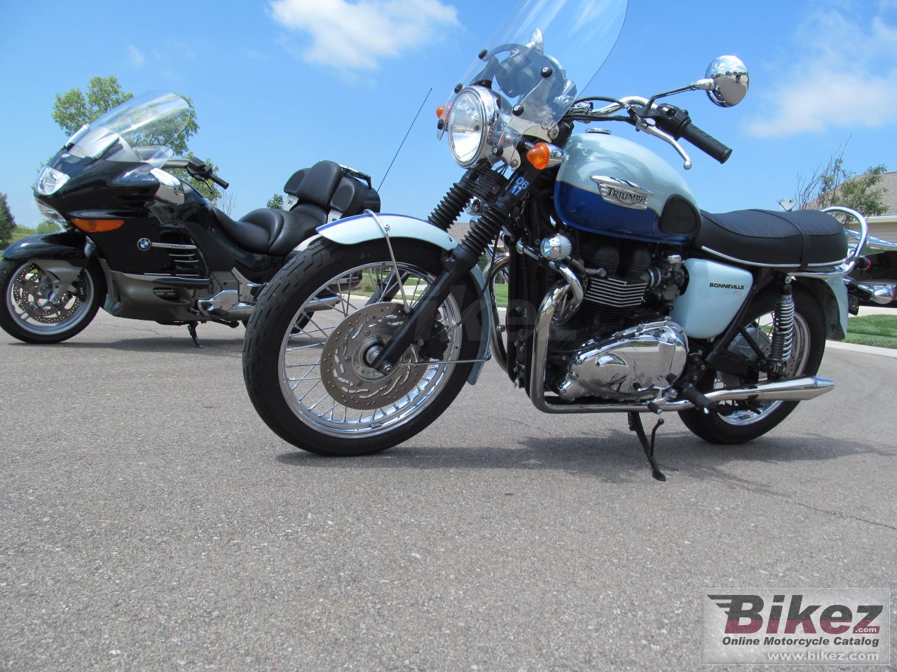 Thumbnail for Triumph Bonneville 2010