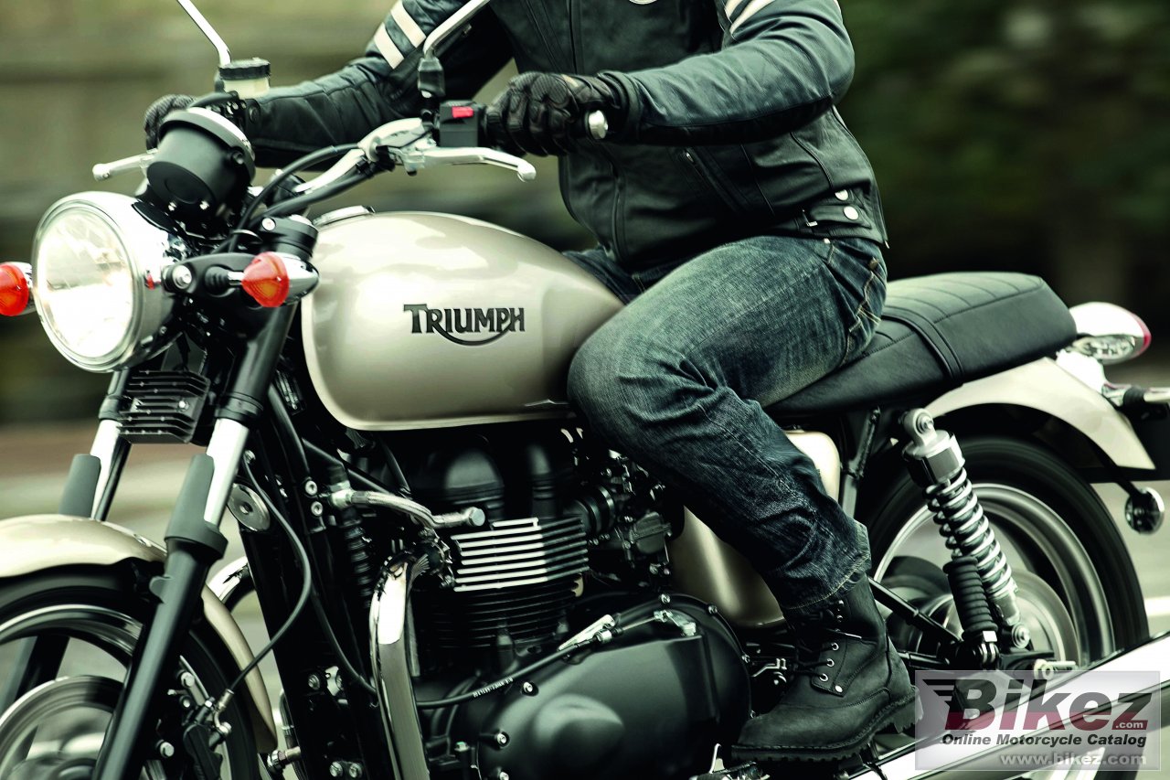 Thumbnail for Triumph Bonneville 2012