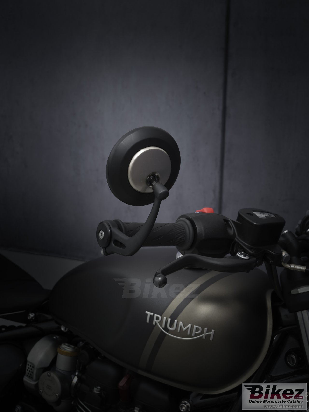 Thumbnail for Triumph Bonneville Bobber 2021