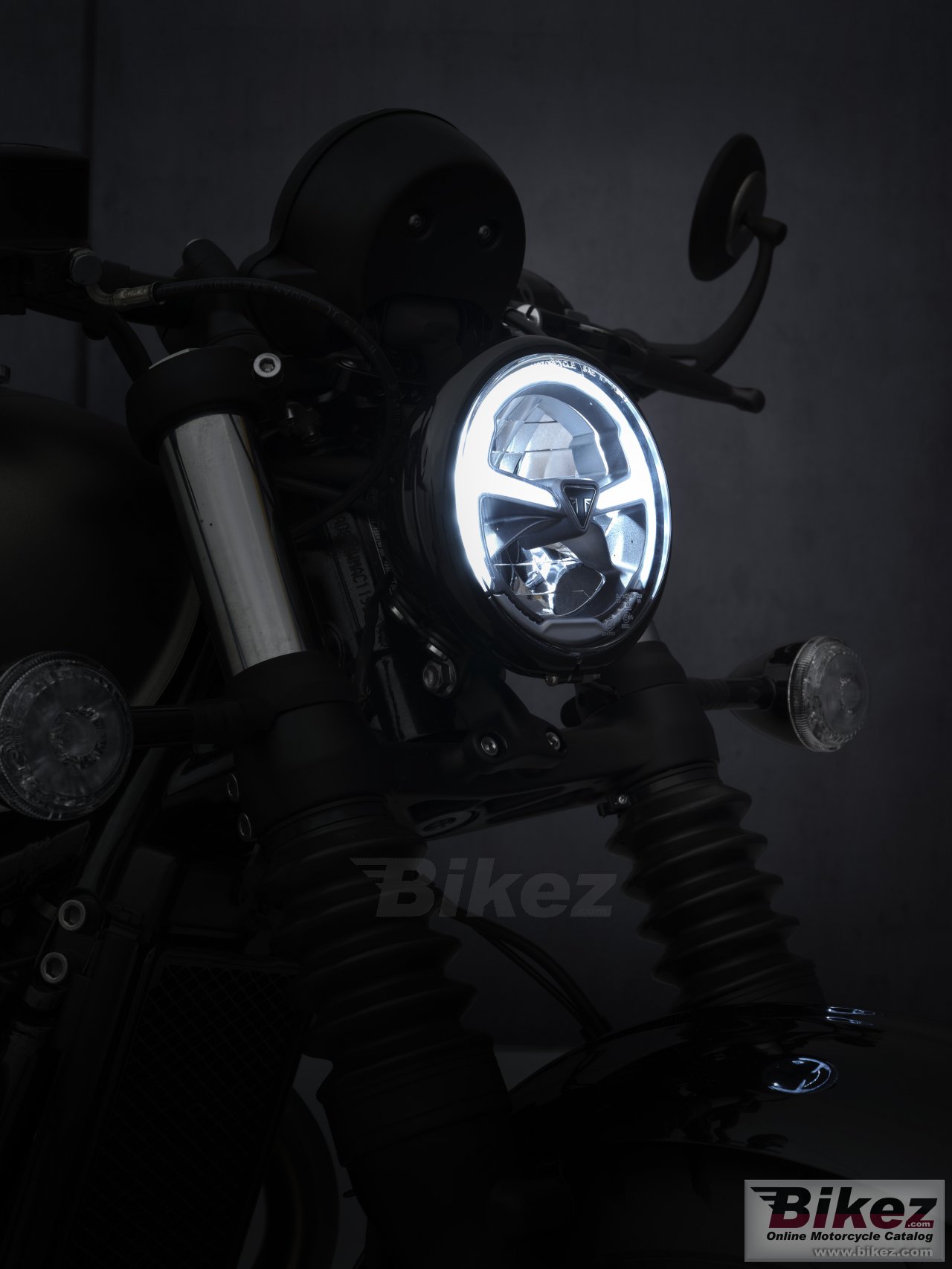 Thumbnail for Triumph Bonneville Bobber 2021