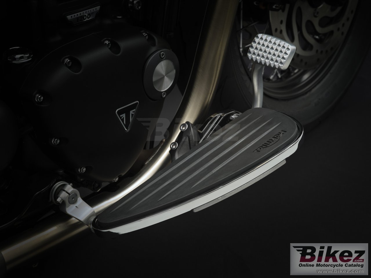 Thumbnail for Triumph Bonneville Bobber 2021