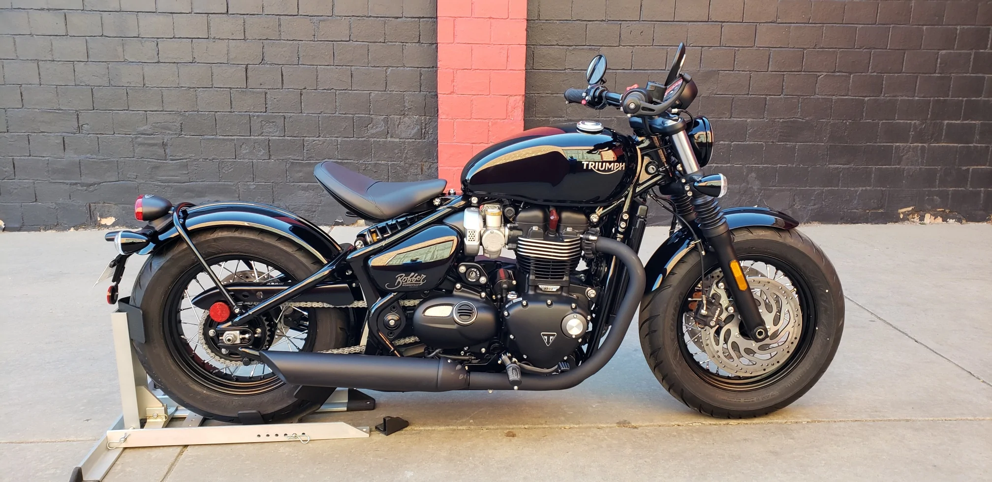 Thumbnail for Triumph Bonneville Bobber Black 2019