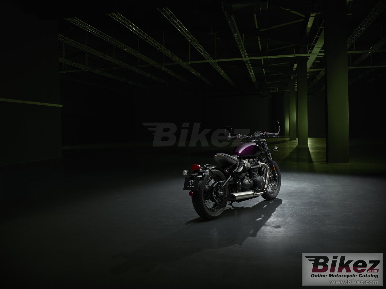 Thumbnail for Triumph Bonneville Bobber Purple Stealth Edition 2024