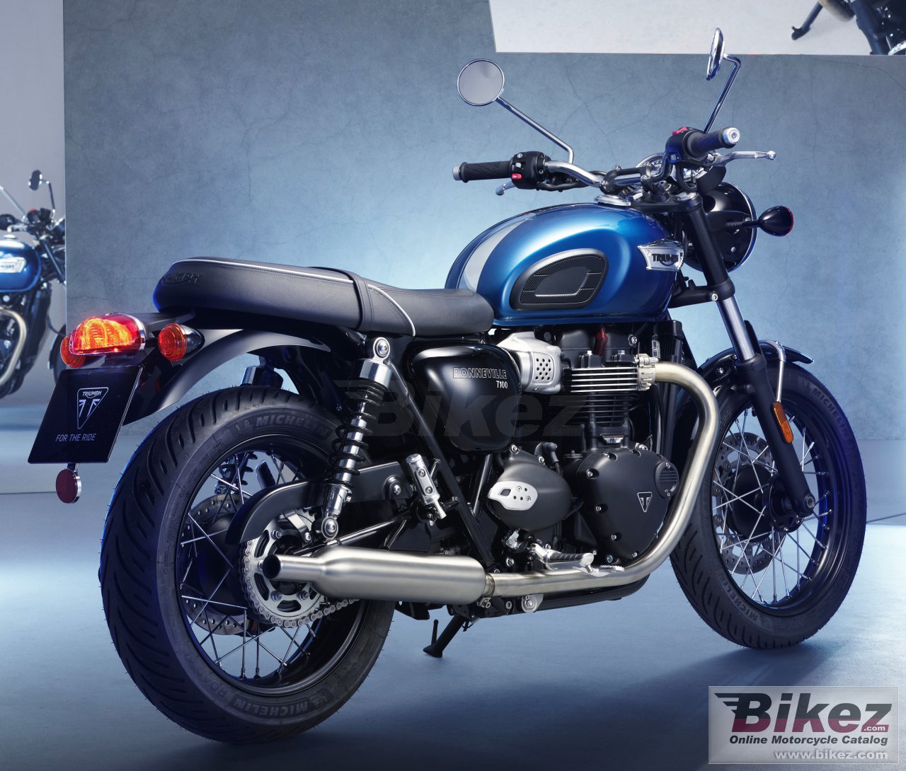 Triumph Bonneville T100 Chrome Edition