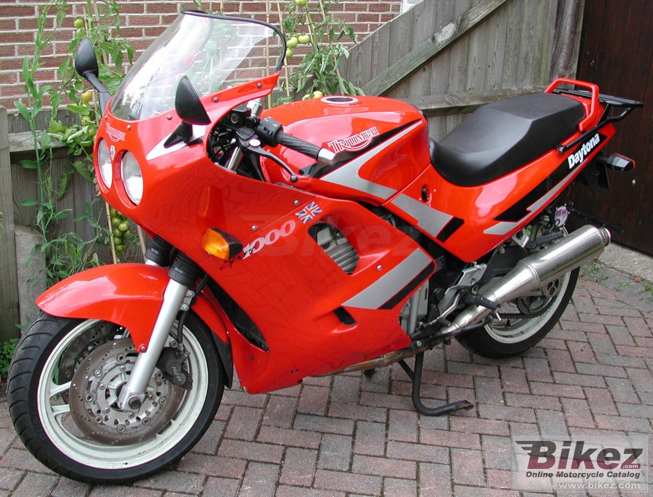 Triumph Daytona 1000