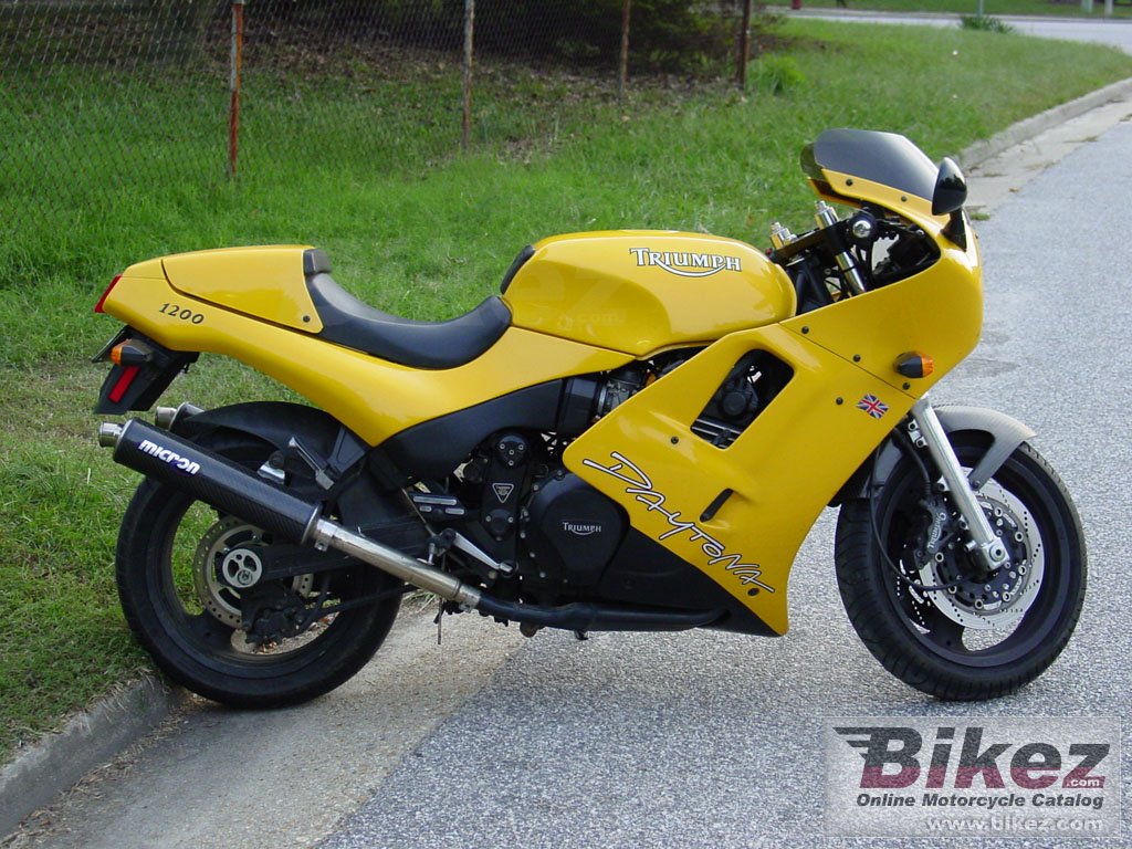 Triumph Daytona 1200