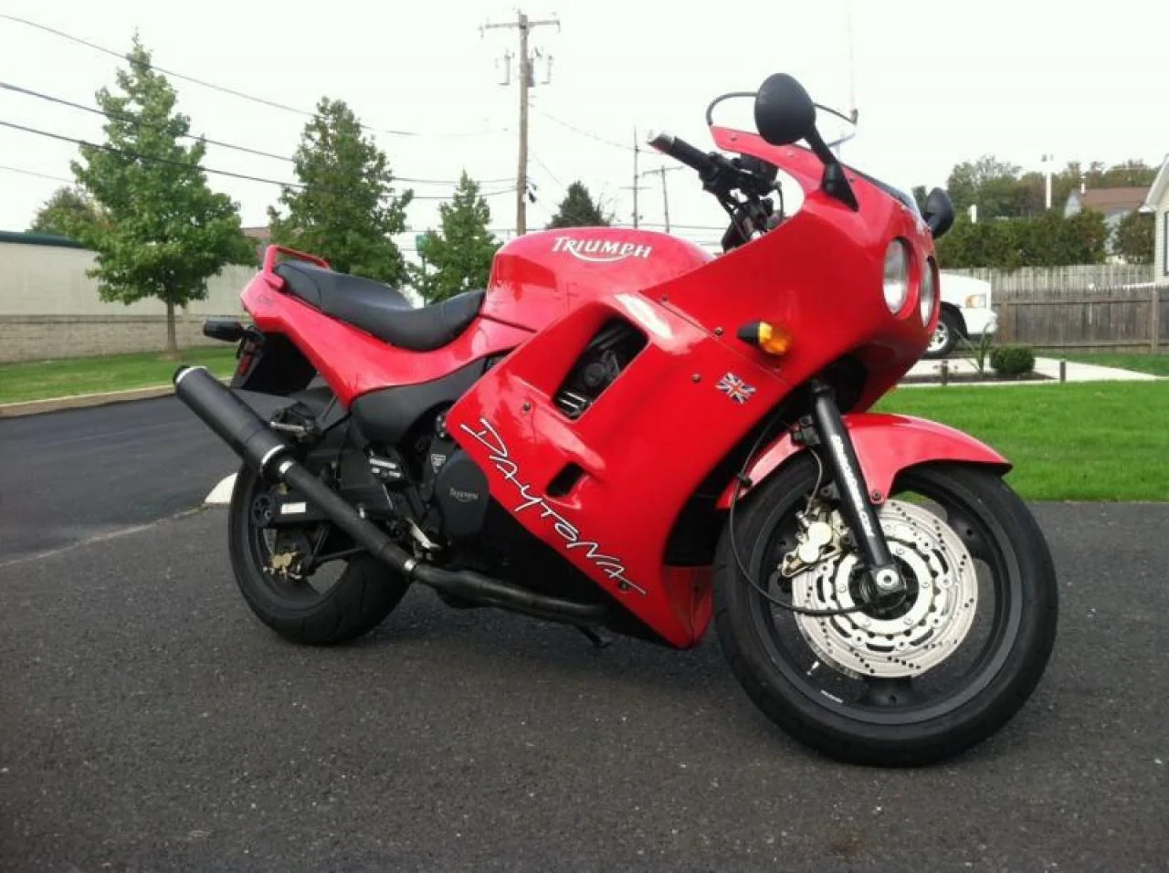 Triumph Daytona 1200