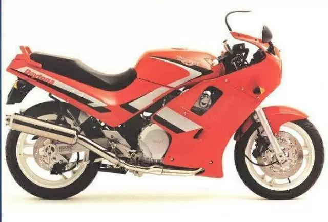 Thumbnail for Triumph Daytona 750 1992