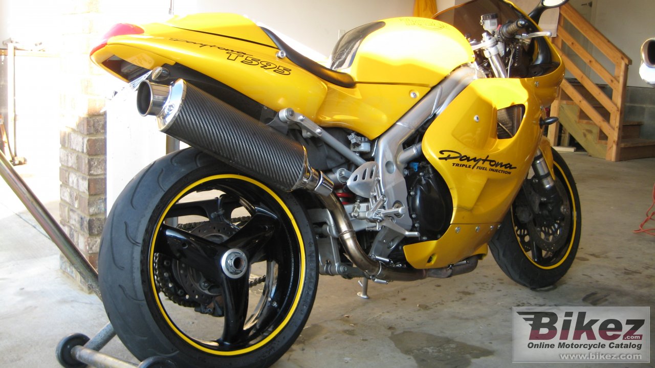 Thumbnail for Triumph Daytona T595 1997
