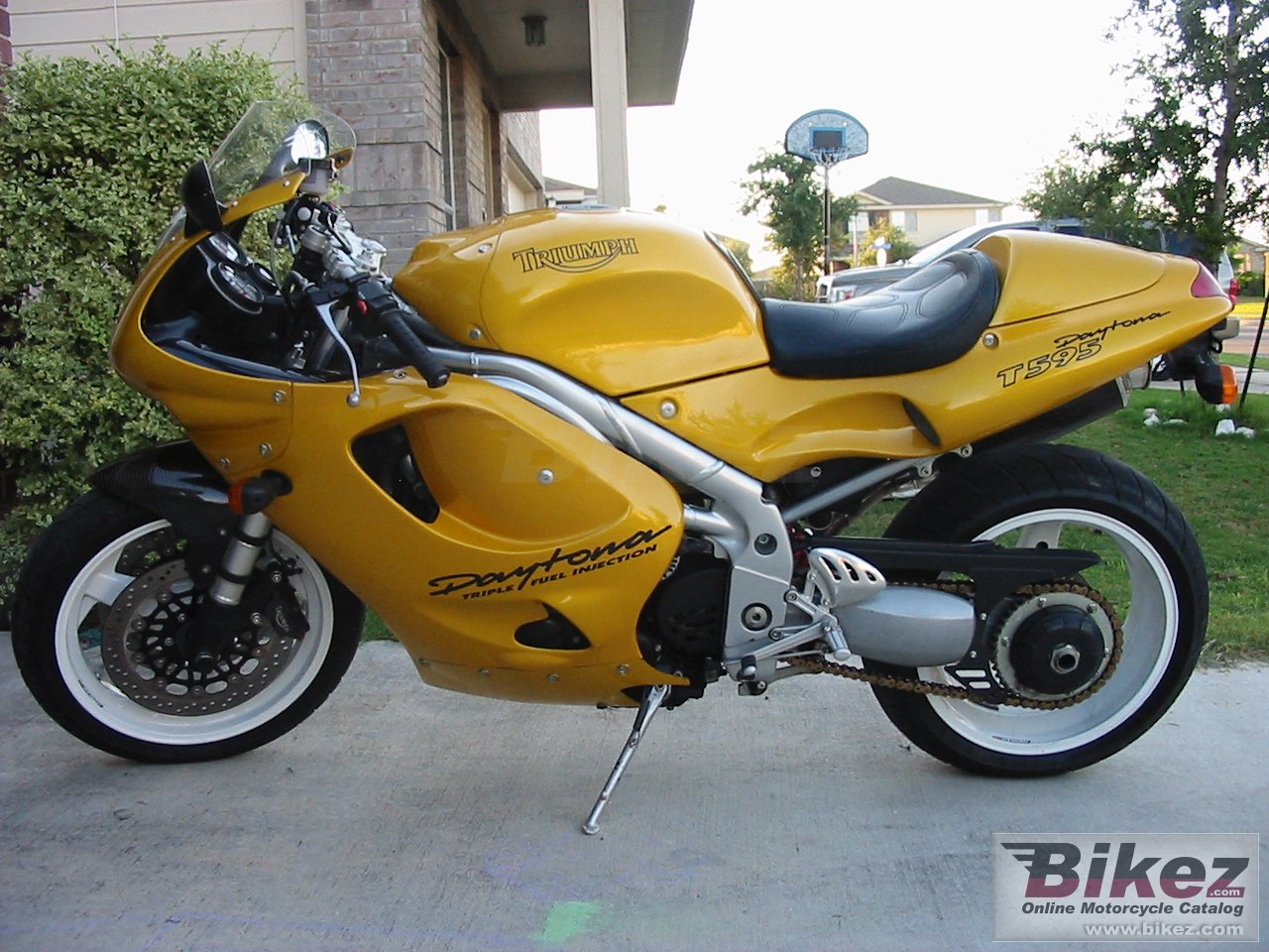 Thumbnail for Triumph Daytona T595 1997
