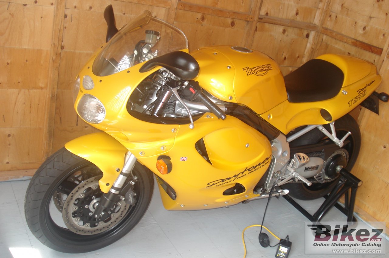 Thumbnail for Triumph Daytona T595 1997