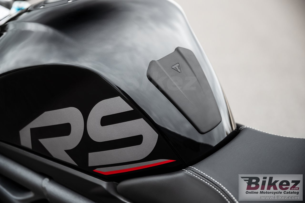 Thumbnail for Triumph Speed Triple 1200 RS 2021