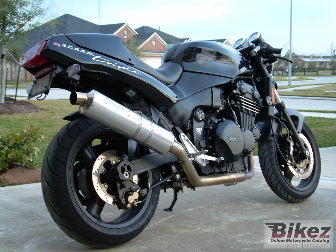 Triumph Speed Triple 900