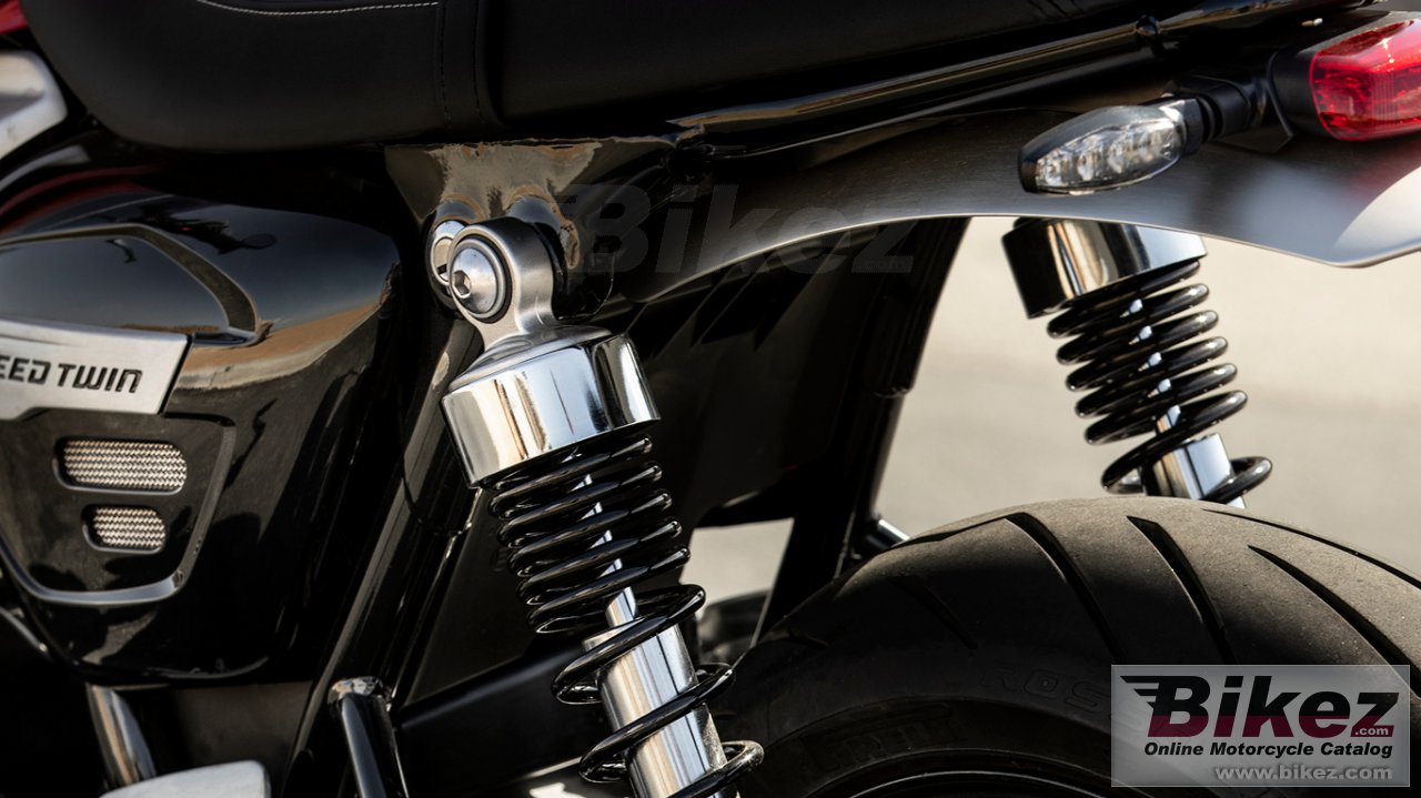 Thumbnail for Triumph Speed Twin 2021