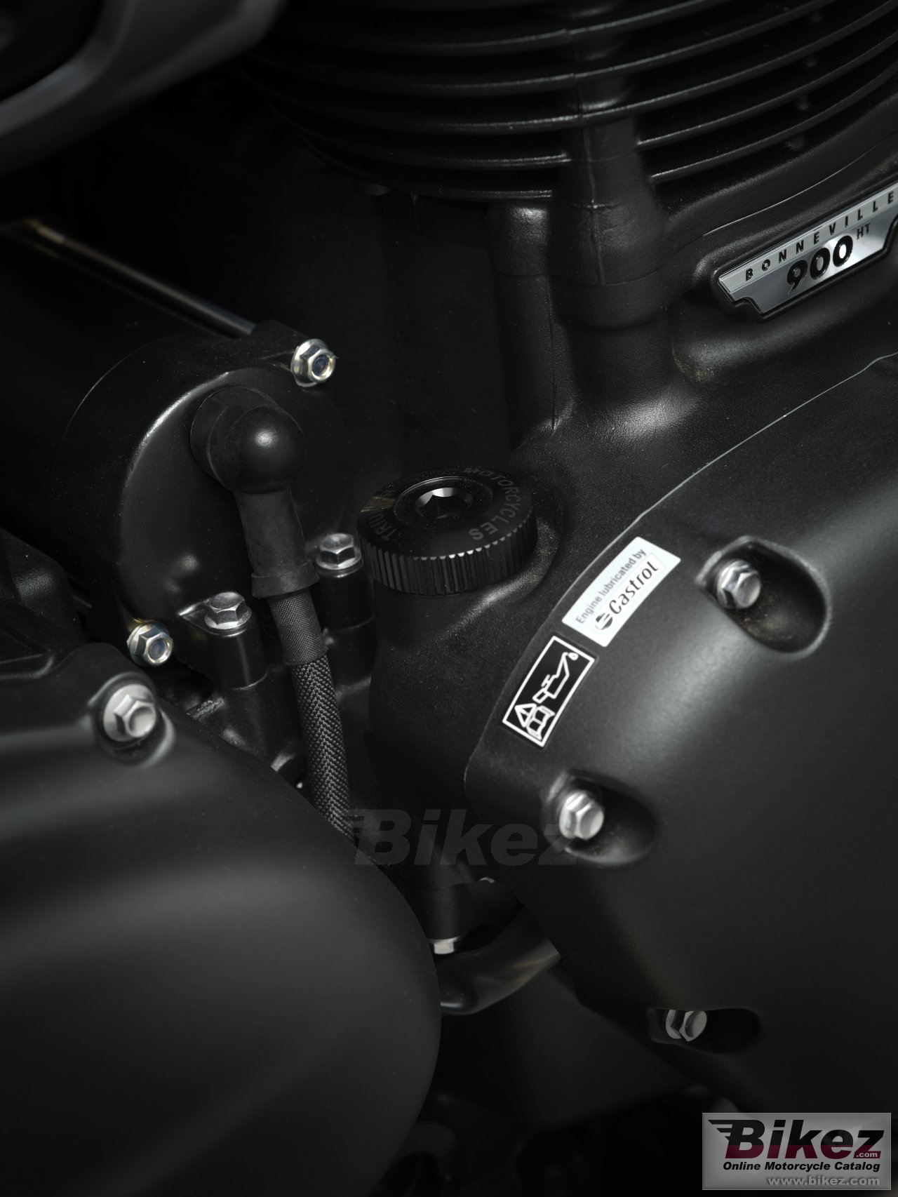 Thumbnail for Triumph Street Twin 2021
