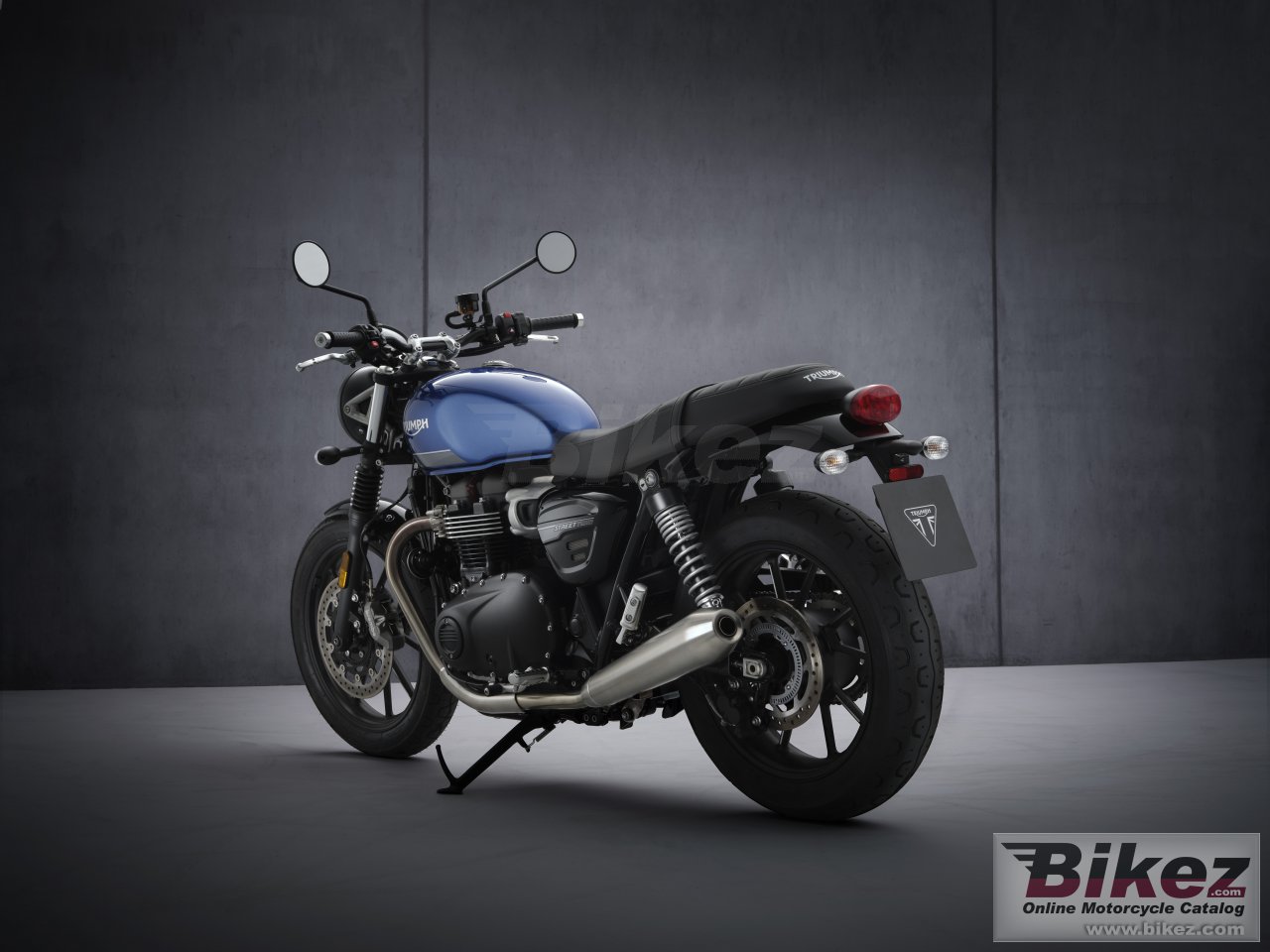 Thumbnail for Triumph Street Twin 2021