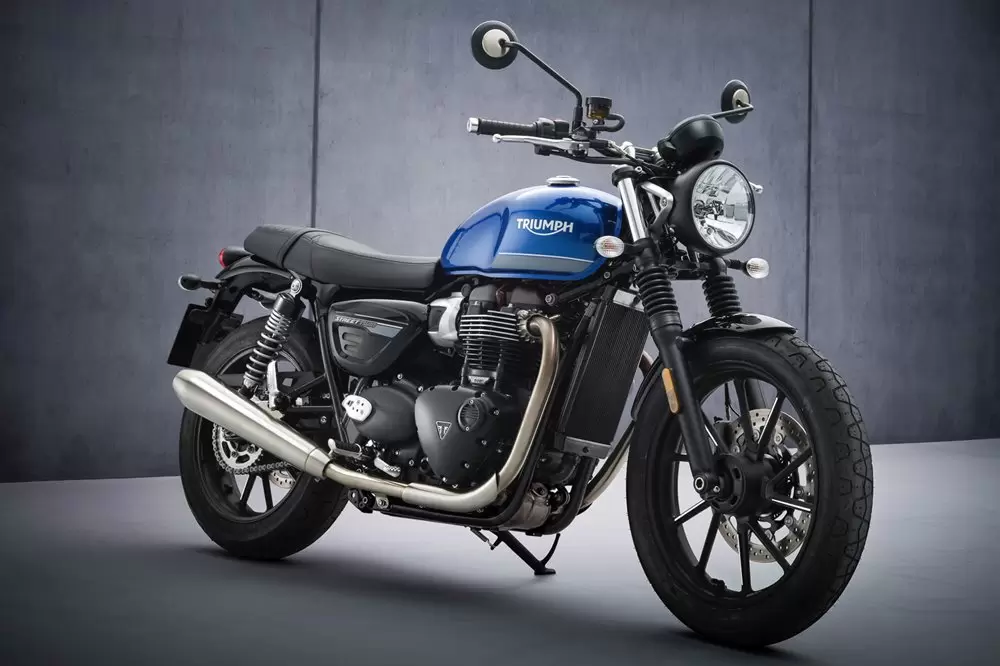 Thumbnail for Triumph Street Twin 2021