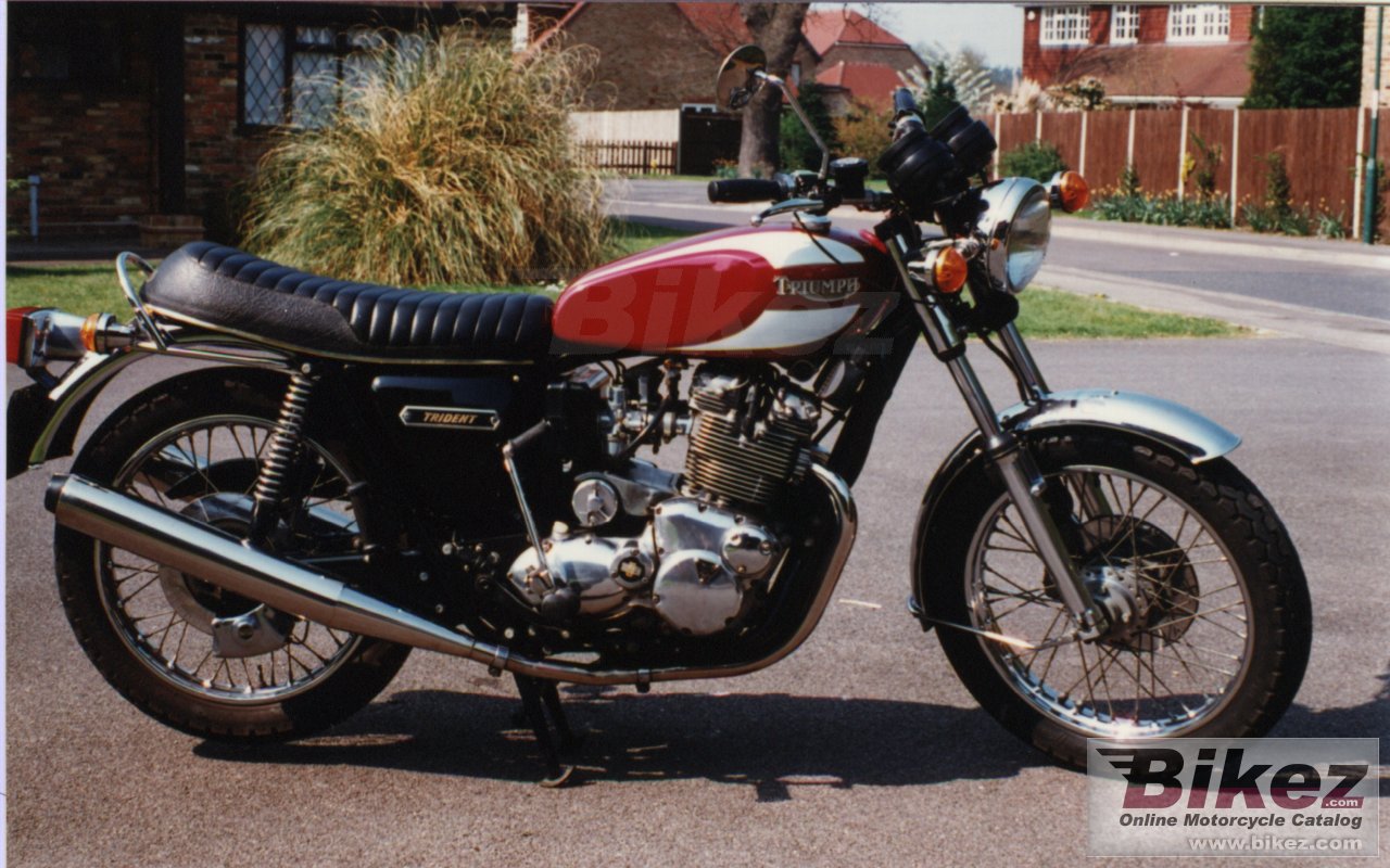 Triumph T 160 V Trident 750