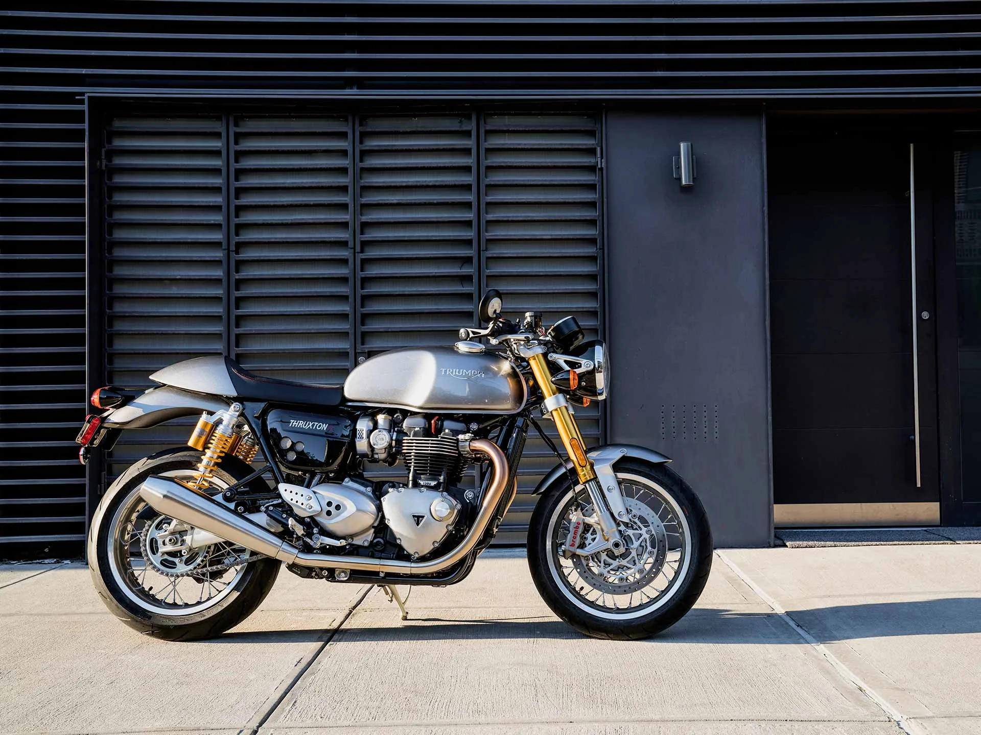 Thumbnail for Triumph Thruxton 1200 R 2020