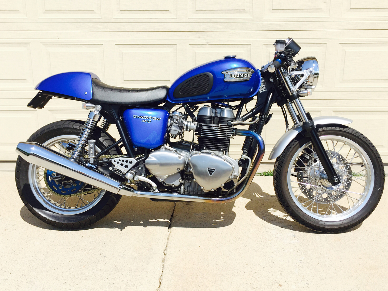 Thumbnail for Triumph Thruxton 900 2006