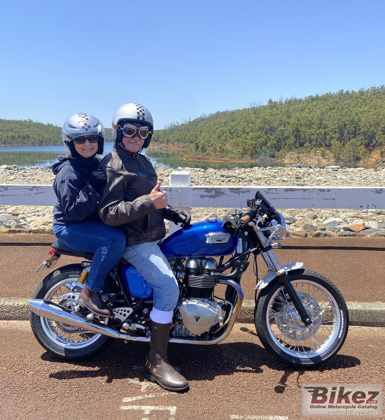 Thumbnail for Triumph Thruxton 900 2006