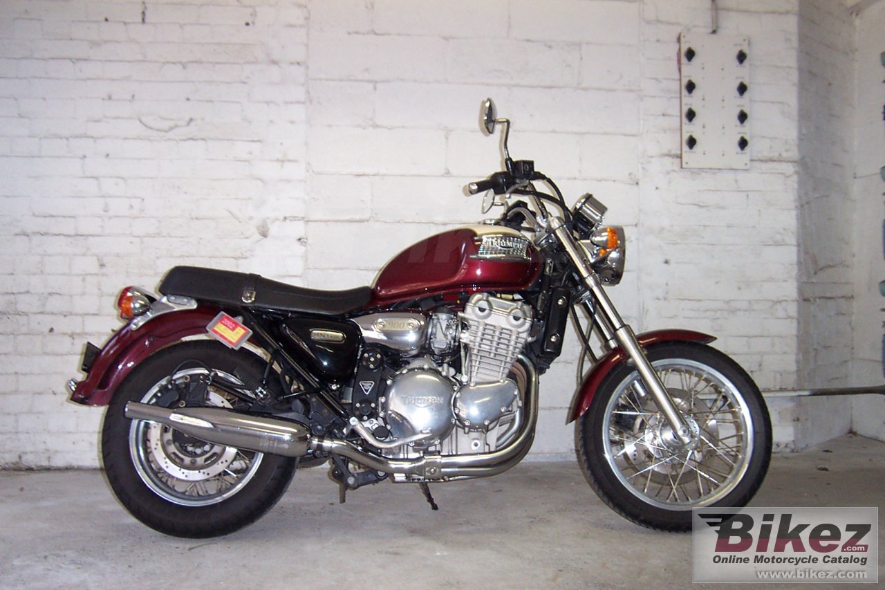 Triumph Thunderbird