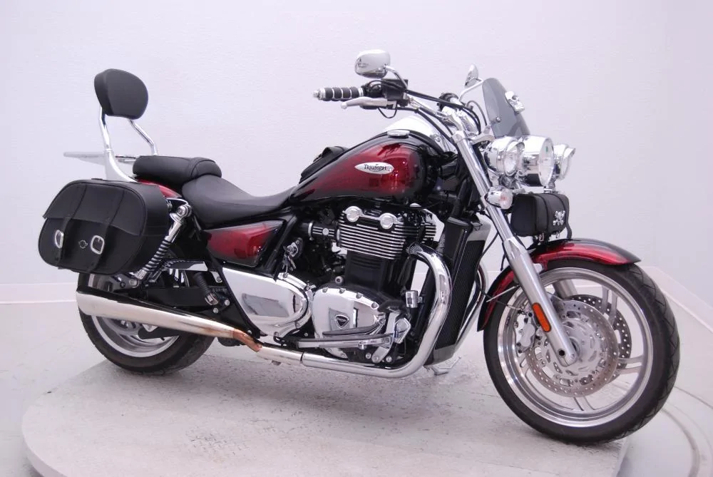 Thumbnail for Triumph Thunderbird 2012