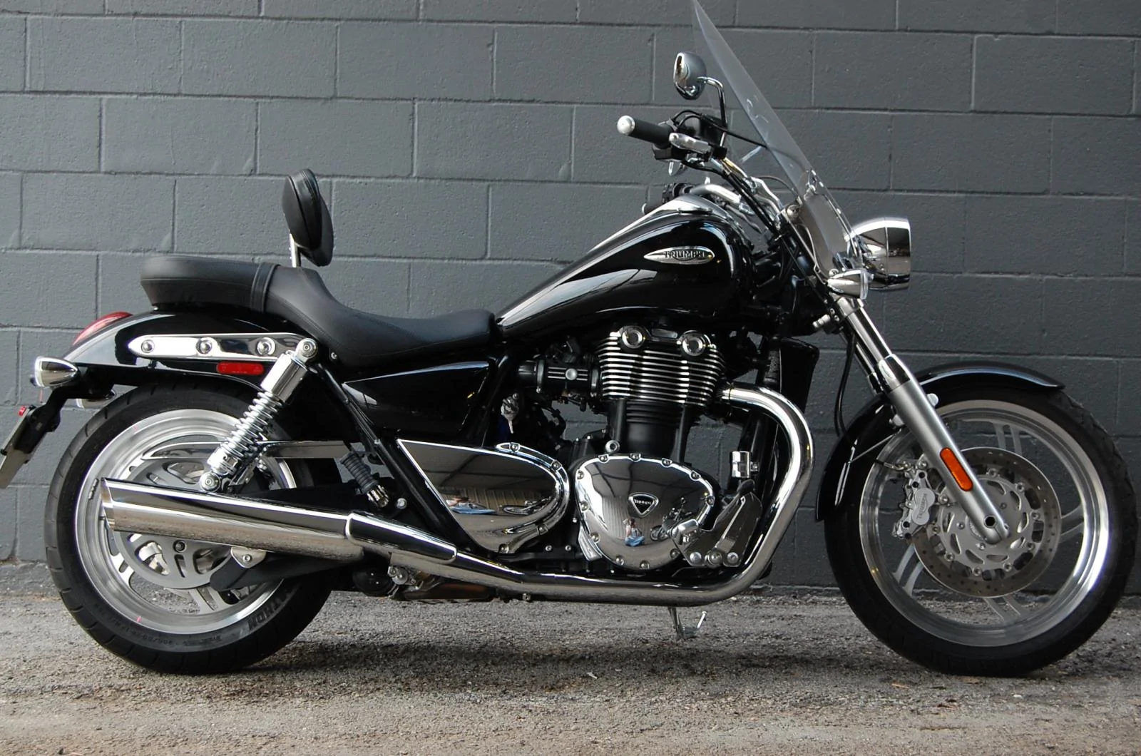 Thumbnail for Triumph Thunderbird 2013