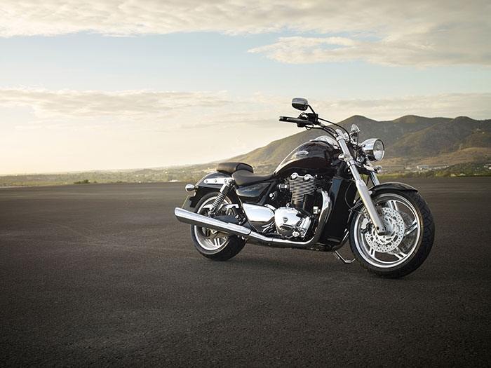 Thumbnail for Triumph Thunderbird 2016
