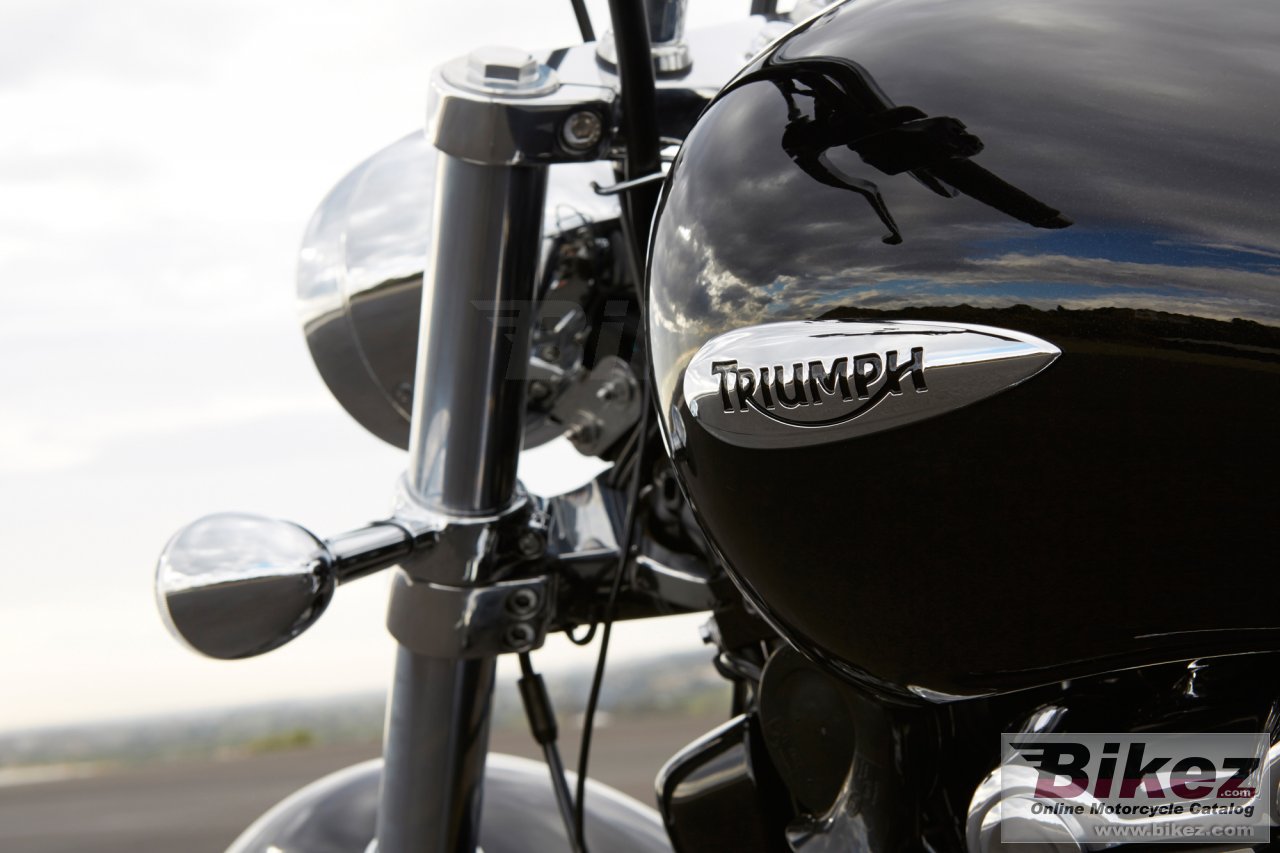 Thumbnail for Triumph Thunderbird 2018