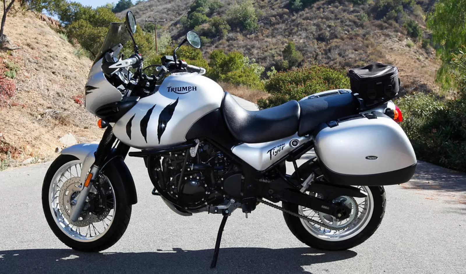 Thumbnail for Triumph Tiger 2003