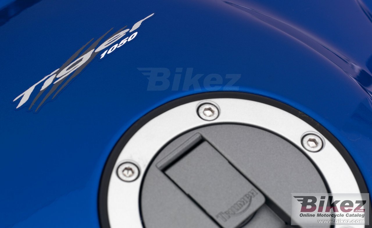 Thumbnail for Triumph Tiger 2007