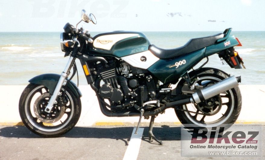 Triumph Trident 900