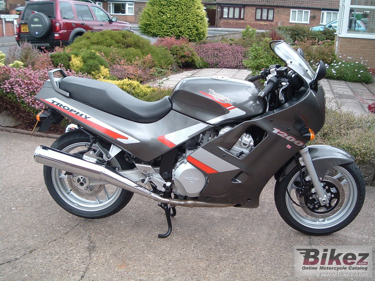 Triumph Trophy 1200 (reduced effect)
