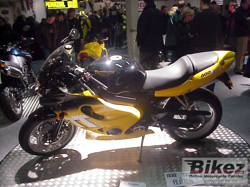 Triumph TT 600