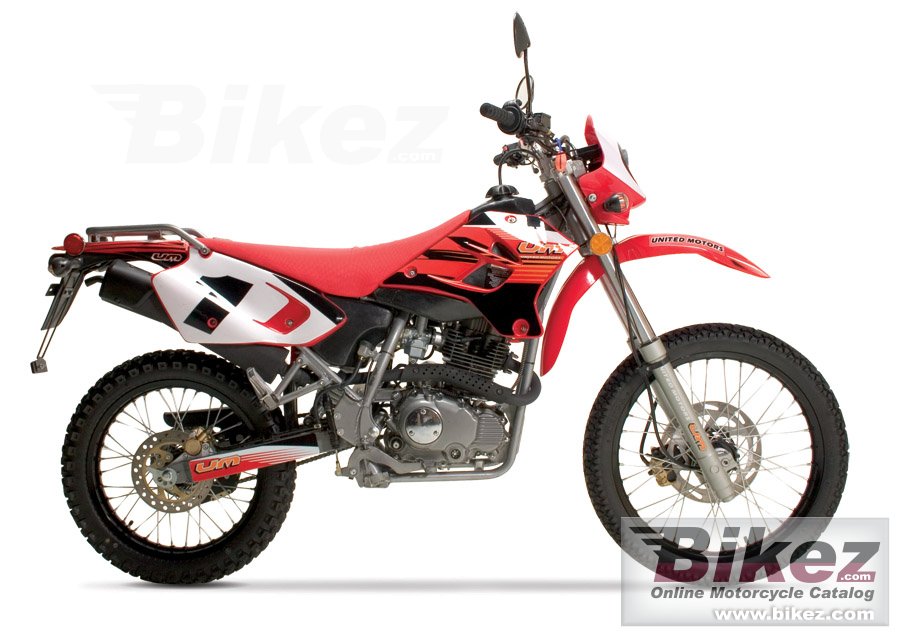 UM DS 200