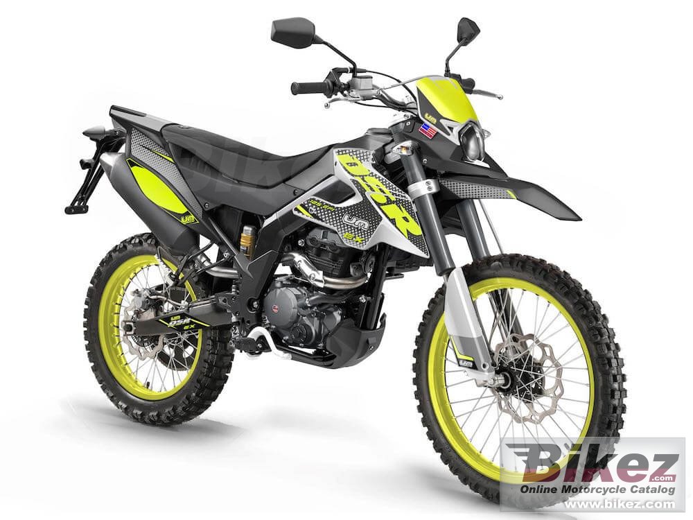 UM DSR 125 EX