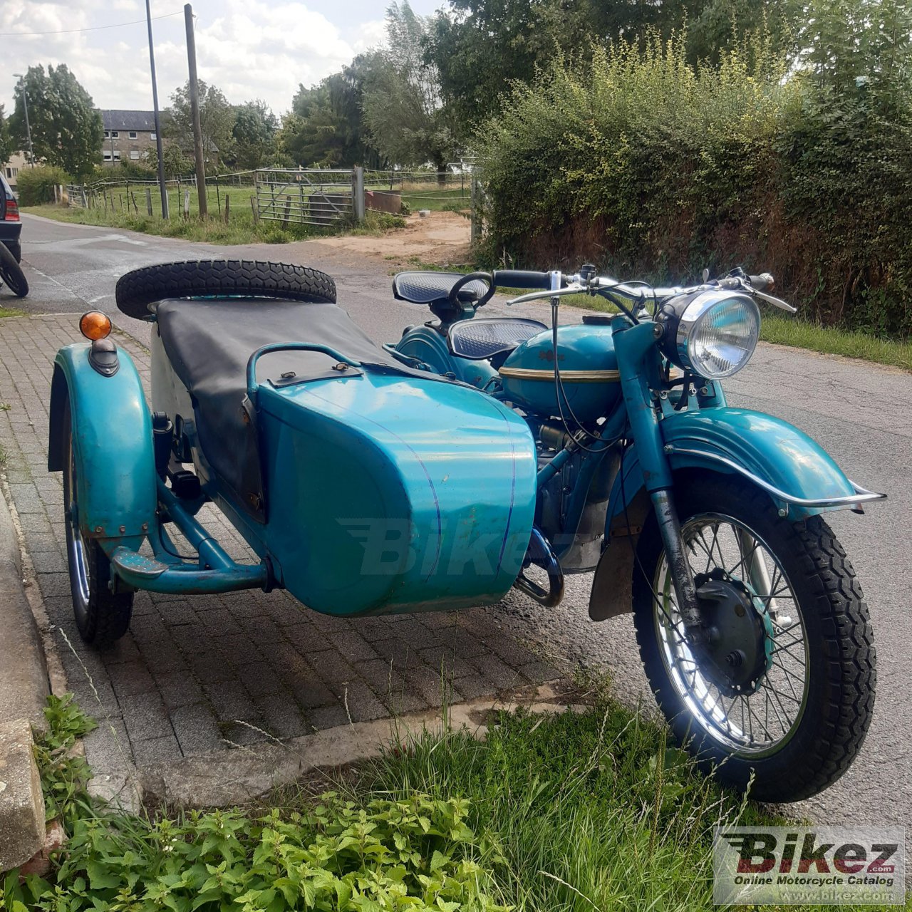 Ural M-63 (with sidecar)